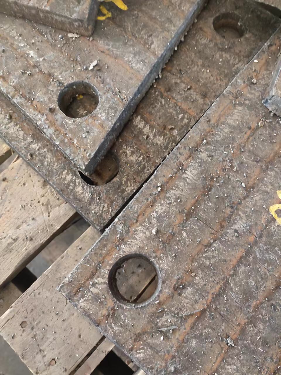 浙江堆焊耐磨板